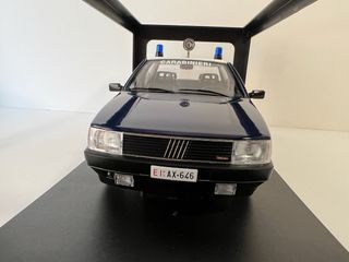 Fiat Croma Carabinieri 1985 1:18 Mitica 1/18
