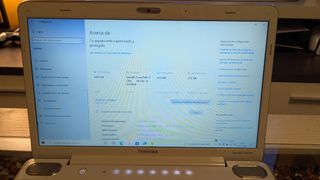 Portátil Toshiba Satellite A500-1hm 16