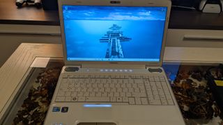 Portátil Toshiba Satellite A500-1hm 16