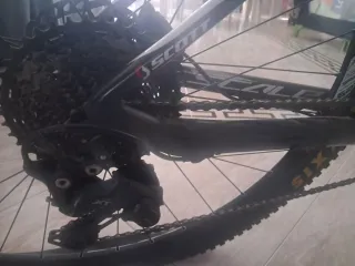 Bicicleta de Montaña scott de carbono