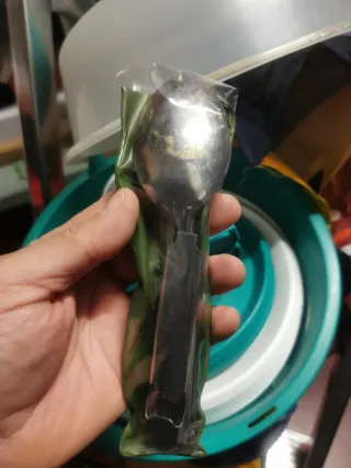 Set Camping Platos, Vasos y Cubiertos