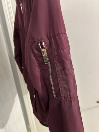 Chaqueta Bomber Morada y Negra