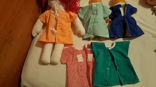 Lote de peluches y muñecos variados