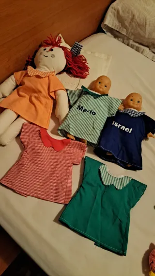 Lote de peluches y muñecos variados