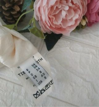 Top Seda Roberto Verino