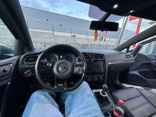 Volkswagen Golf 7 R