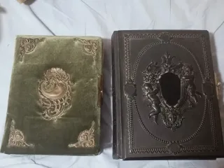 2 álbumes de fotos antiguos