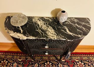 Aparador restaurado negro y gris