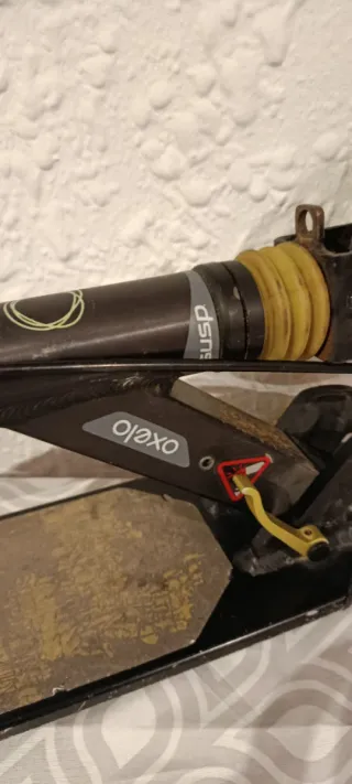 Patinete Oxelo Negro y Amarillo