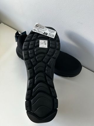 Zapatos Skechers Hombre Negros nuevos