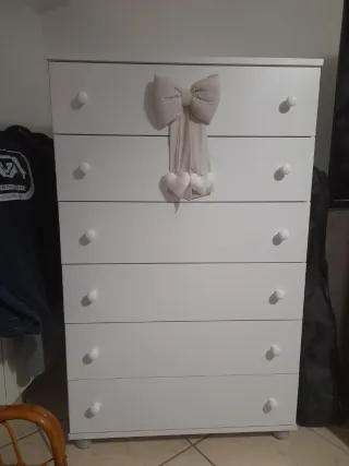 Cassettiera in legno