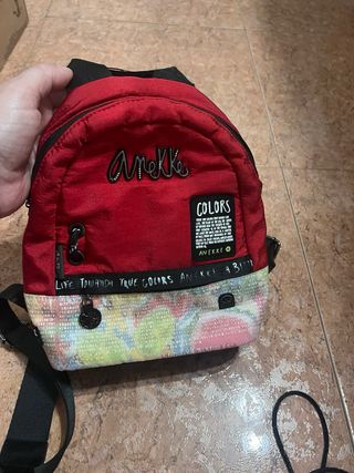 Mochila Anekke Roja y Negra