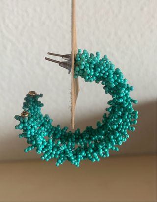 Pendientes de aro color turquesa nuevos a estrenar