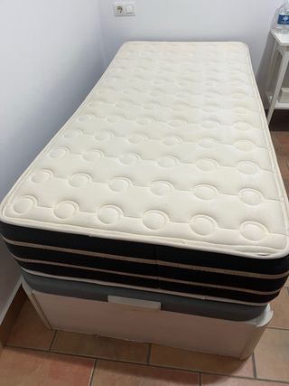 Cama 90 con canapé y almohada