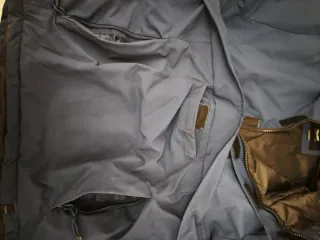 Chaqueta Pull&Bear con capucha Talla L