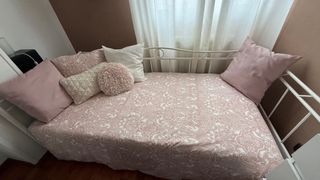 Muebles para dormitorio.