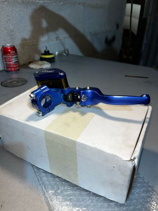 Bomba Freno Delantera Xfront Azul