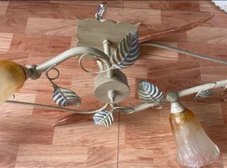 Lámpara de techo de cristal y metal