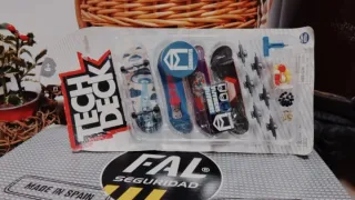 Tech Deck Patinetes