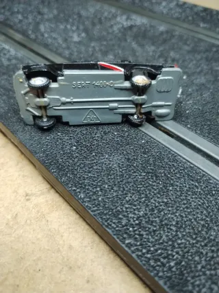 Coche miniatura escala 1/86 EKO