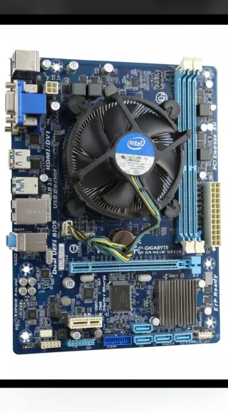 Placa Base y Tarjeta Gráfica Gigabyte