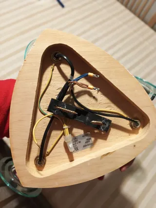 Lámpara de techo madera y metal