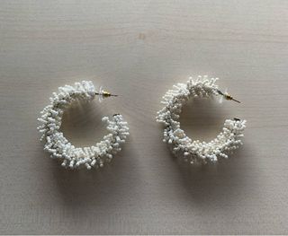 Pendientes de aro blancos de Stradivarius nuevos