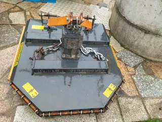 Arado para tractor Kubota B7001 4x4