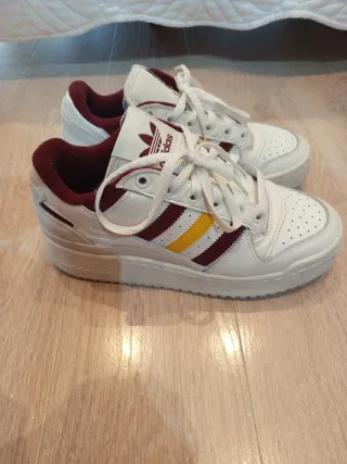 Zapatillas Adidas Mujer Blancas y Rojas