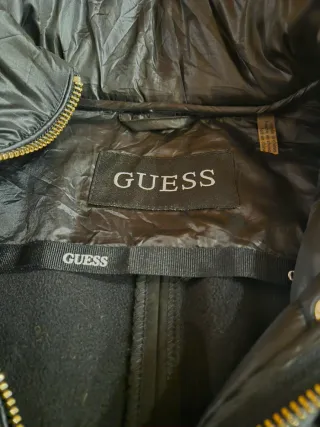 Abrigo largo Guess negro