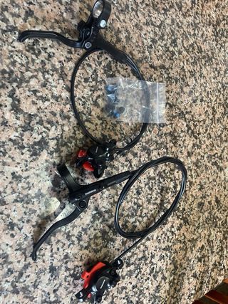 Frenos Shimano MT200 Hidráulicos