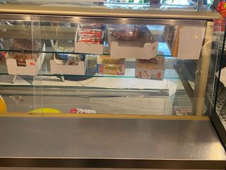 Arredamento completo bar