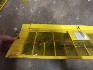 Avión Aeromodelismo Astra Planeador Amarillo