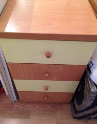 Conjunto escritorio y cajonera