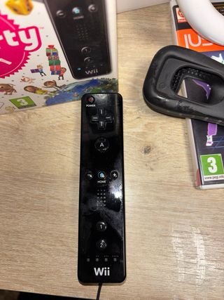 Nintendo Wii + 3 Giochi