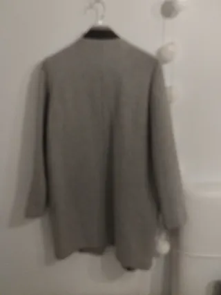 Abrigo gris Zara
