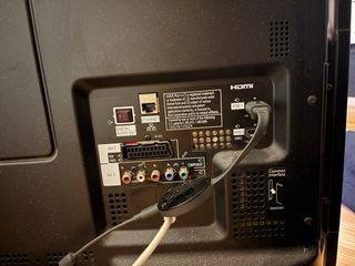 TV PANASONIC tx-p50ut50e 40 pulgadas