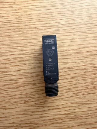 Fotocélula OMRON E3S-AD87