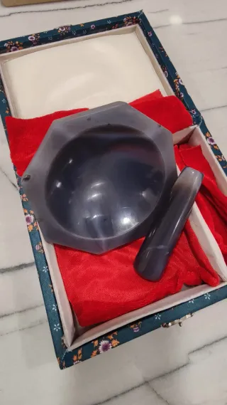 Mortero de ágata 120mm con mano.