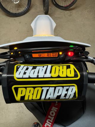 Husqvarna Supermotard 701