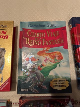 Regreso al Reino de la Fantasía: ¡Libro con olo...