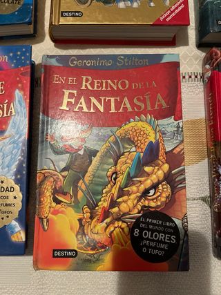 Regreso al Reino de la Fantasía: ¡Libro con olo...