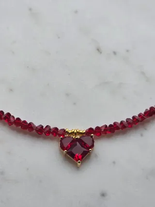 Collana realizzata interamente a mano