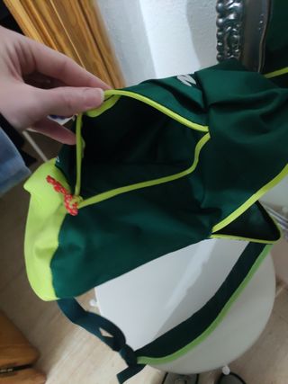 Mochila Quechua Verde y Amarilla