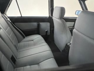 Alfa Romeo 75 1991 Black 1/18 Triple9 1:18