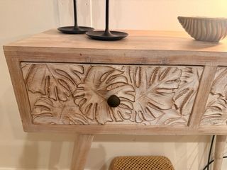 Mueble recibidor madera tallada