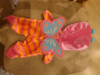 Traje bebes llorones