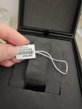 Reloj Garmin Dorado y Negro