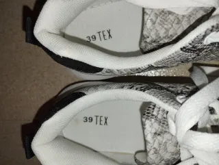 Zapatillas serpiente talla 39