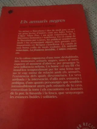 Els, armaris negres Joan Manuel·Gisbert
